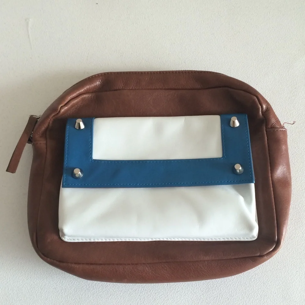 Posse Tan Color Block Bag 🔴CLEARANCE🔴